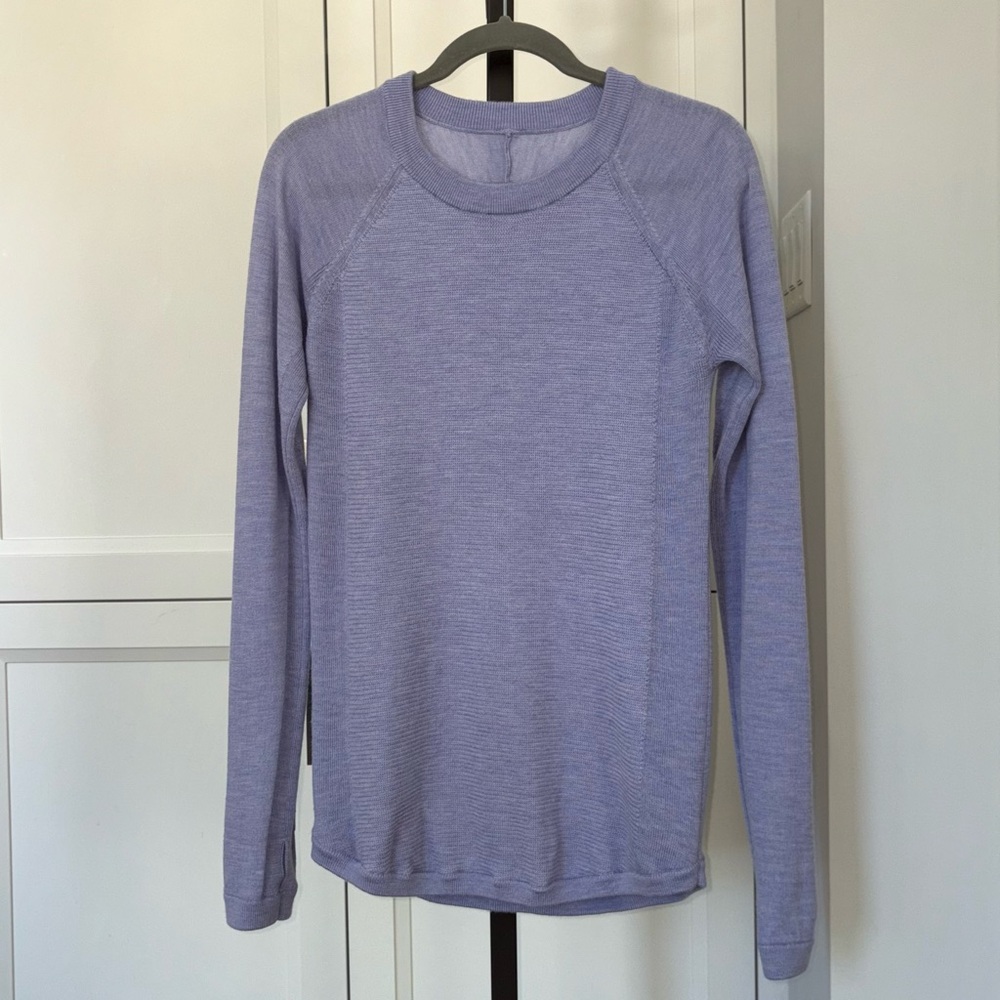 Lululemon Womens Sit in Lotus Lavender Crew Neck 100% Merino Wool Sweater Size 6